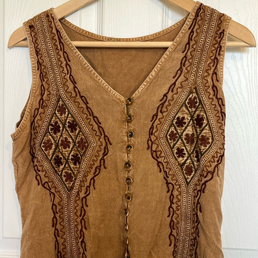 Embroidered Boho Button-Front Tank Top — Camel with Burgundy Accents